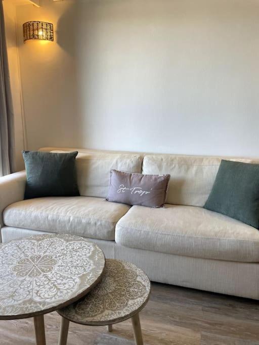 Appartement Vue Mer, 5Min A Pied De La Plage, Parking Prive Vallauris Kültér fotó